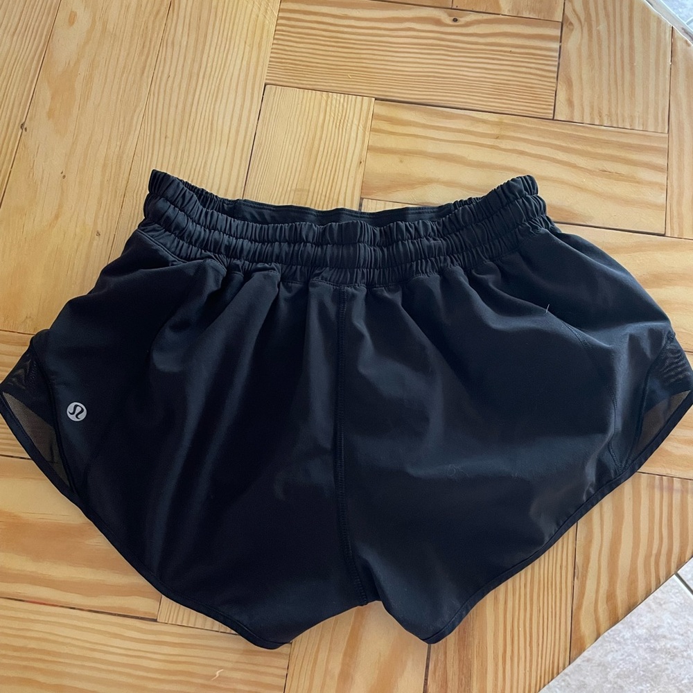 Lululemon Hotty Hot Low Rise Lined Shorts!!!